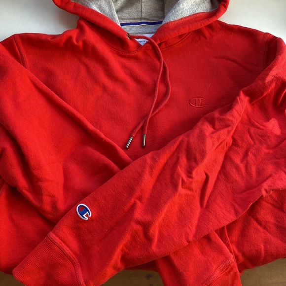 Champion red hoodie - Picture 2 of 4
